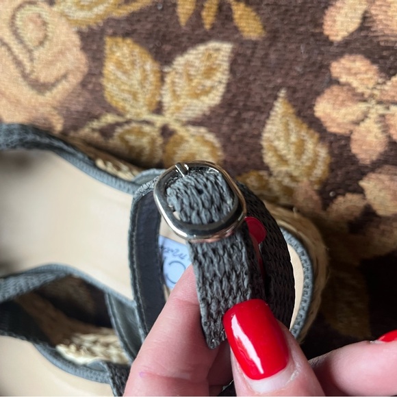 New! Beach by Matisse “Ibiza” Style Gray Woven Sandals various sizes - Picture 15 of 15